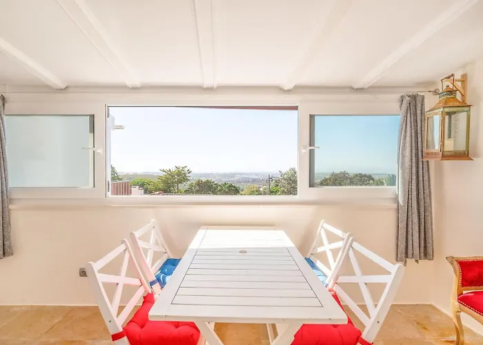 One Haven With Stunning Views 펜션 아우카비데시