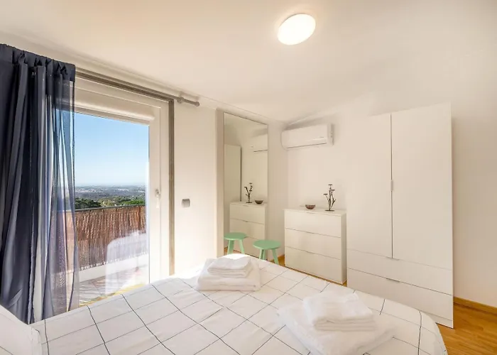 One Haven With Stunning Views 펜션 *