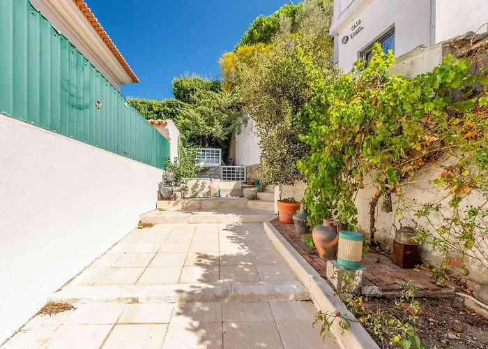 One Haven With Stunning Views 펜션 아우카비데시